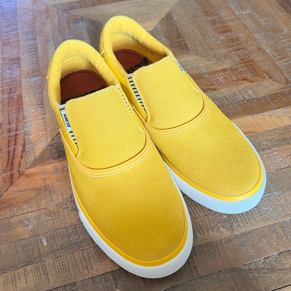 Nike SB X Elissa Yellow Slip-On Sneakers